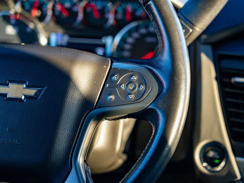 Used 2019 Chevrolet Tahoe LT image 21