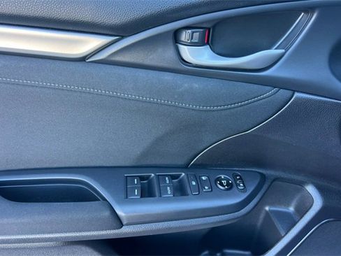 Used 2020 Honda Civic EX image 11