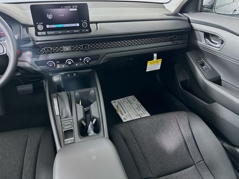 Used 2025 Honda Accord LX image 16