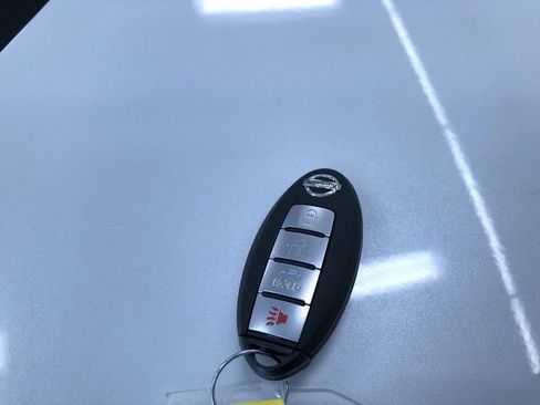 Used 2019 Nissan Sentra SV image 29