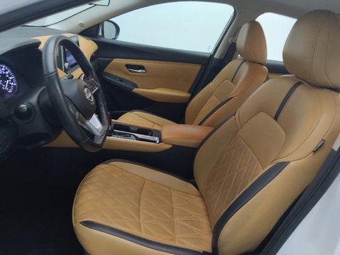 Used 2024 Nissan Sentra SV w/ SV Premium Package FWD image 17