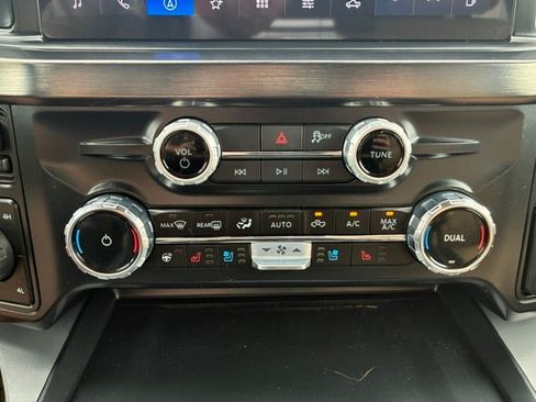 Used 2026 Ford F350 Lariat AWD/4WD image 23