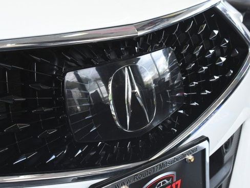 Used 2023 Acura TLX w/ Technology Package FWD image 5