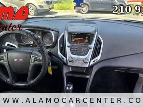 Used 2017 GMC Terrain SLE FWD image 15