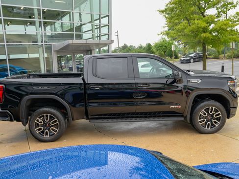 Used 2026 GMC Sierra 1500 AT4 w/ AT4 Preferred Package AWD/4WD image 4