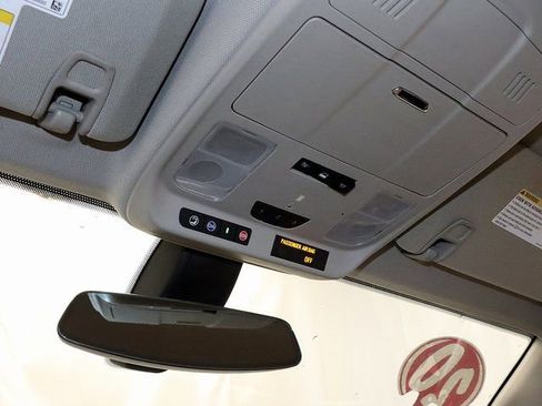 Used 2020 Buick Envision Preferred image 22