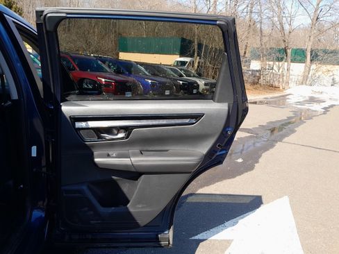 Used 2025 Honda CR-V EX-L image 33