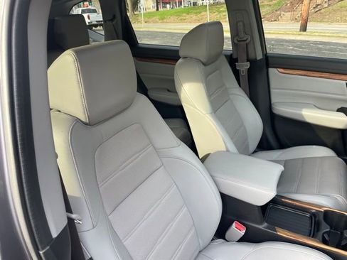 Used 2021 Honda CR-V Touring image 32