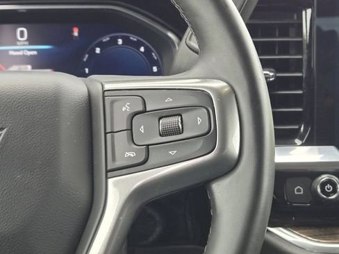 Used 2025 Chevrolet Silverado 1500 LT w/ Safety Package AWD/4WD image 28
