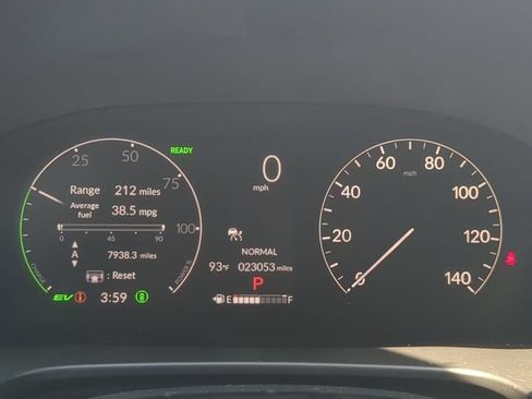 Used 2025 Honda CR-V Sport Touring image 26
