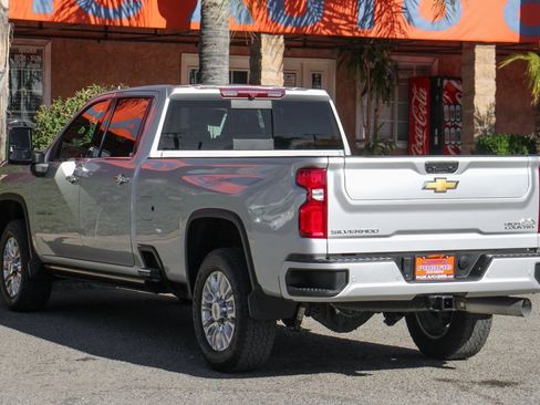 Used 2022 Chevrolet Silverado 2500 High Country image 7