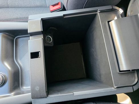 New 2026 Ford Explorer Active image 71