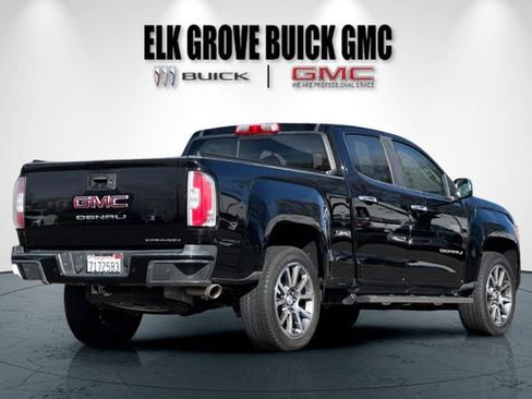 Used 2021 GMC Canyon Denali image 4