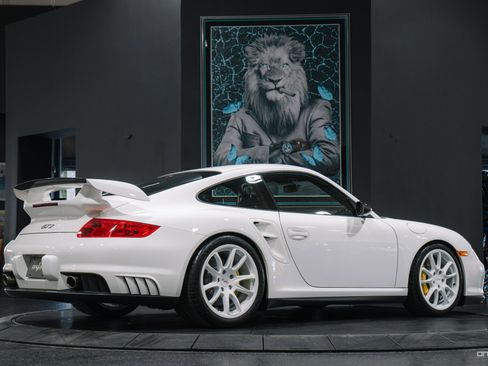 Used 2008 Porsche 911 GT2 image 8