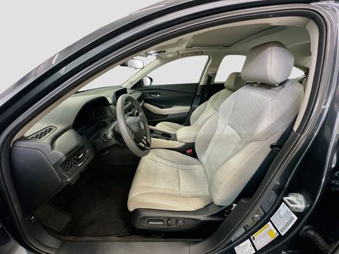 Used 2023 Honda Accord EX image 13