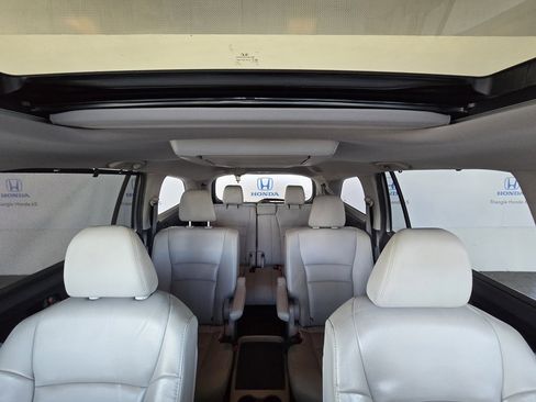 Used 2021 Honda Pilot Touring image 26