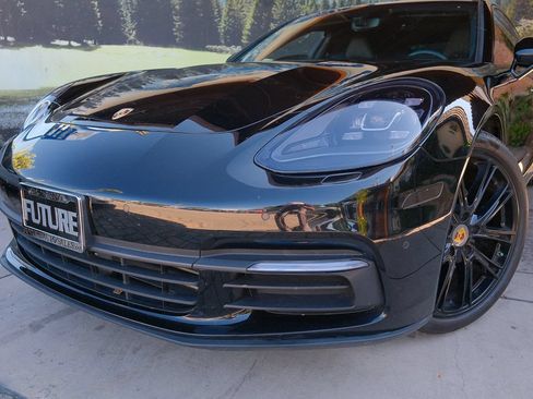 Used 2018 Porsche Panamera image 9