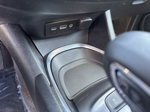 Used 2024 Chevrolet Malibu LT image 23