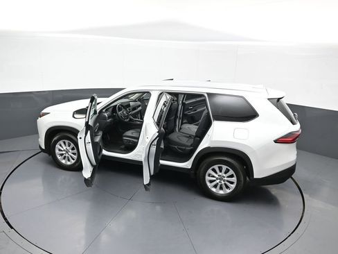 Certified 2026 Toyota Grand Highlander XLE image 45