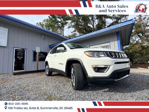 Used 2021 Jeep Compass Limited image 2