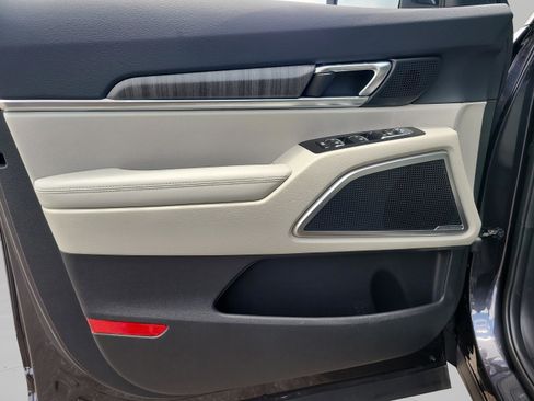 New 2025 Kia Telluride EX w/ EX Captain's Chair Package image 17