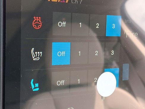 New 2026 Volvo XC60 B5 Ultra w/ Protection Package Premier image 17