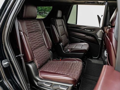 Used 2021 Cadillac Escalade Sport Platinum w/ Heavy-Duty Trailer Package AWD/4WD image 34