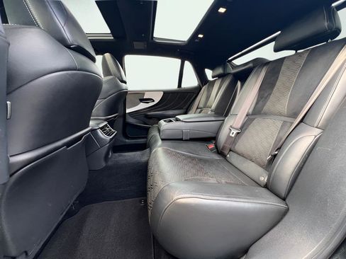 Used 2018 Lexus LS 500 F Sport w/ Accessory Package (Z2) RWD image 23