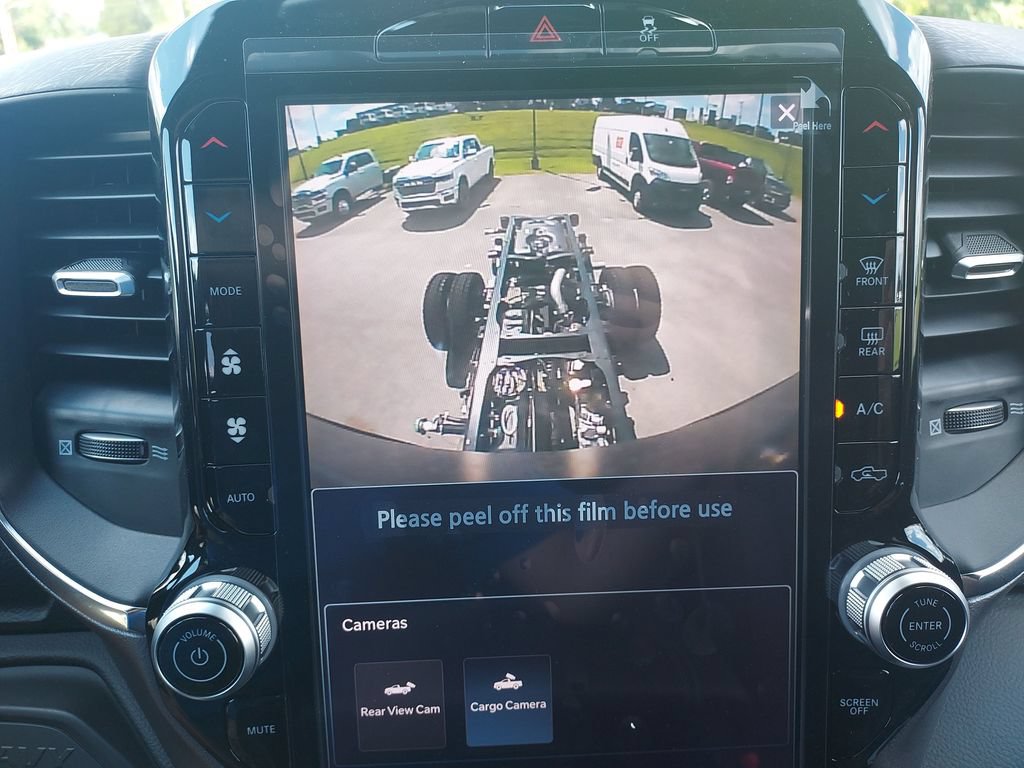 New 2026 RAM 5500 4x4 Crew Cab w/ Laramie Trim Package image 23