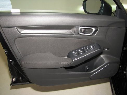 Certified 2023 Honda Civic Sport image 9