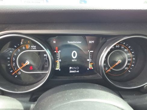 Used 2023 Jeep Gladiator Sport AWD/4WD image 16