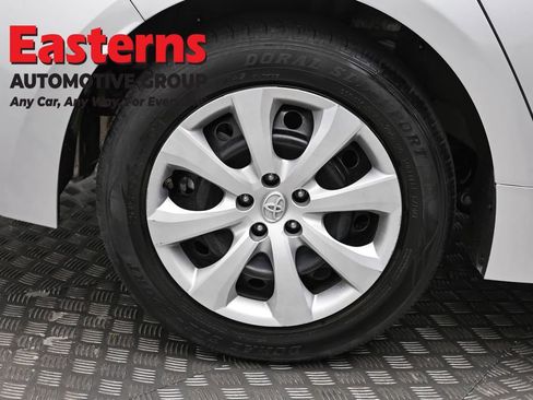 Used 2023 Toyota Corolla LE image 30