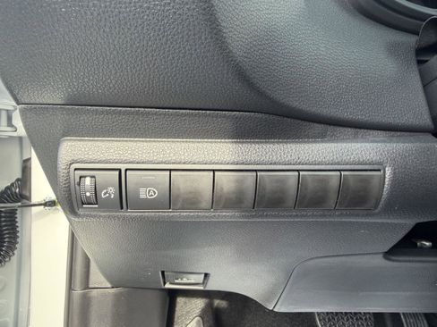 Used 2026 Toyota Corolla SE image 20