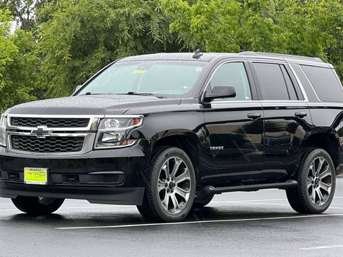 Used 2019 Chevrolet Tahoe LS w/ Enhanced Driver Alert Package AWD/4WD image 16