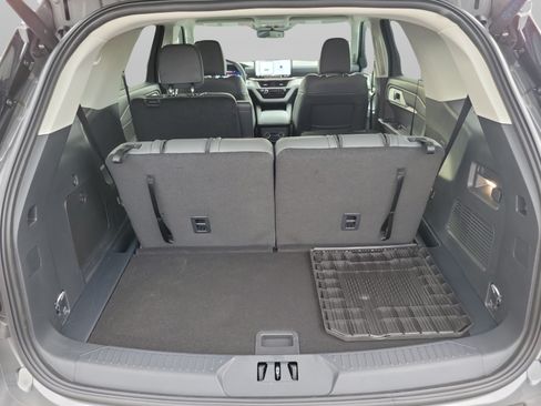 New 2026 Ford Explorer Active w/ Active Comfort Package AWD/4WD image 7
