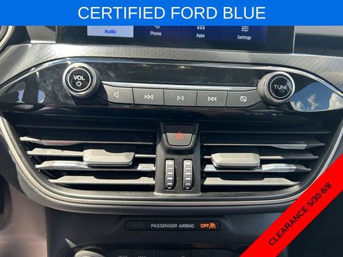 Certified 2022 Ford Escape SEL w/ SEL Stealth AWD Package image 25