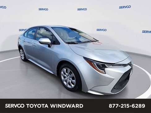 Used 2020 Toyota Corolla LE FWD image 1