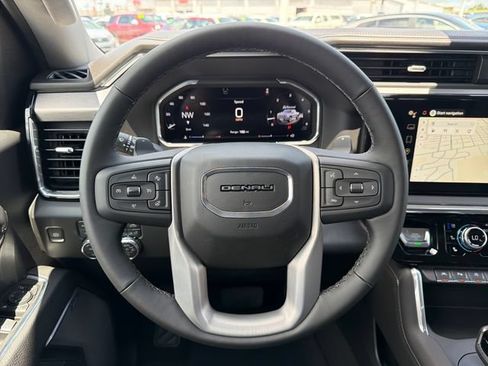 New 2026 GMC Sierra 1500 Denali w/ Denali Reserve Package AWD/4WD image 10
