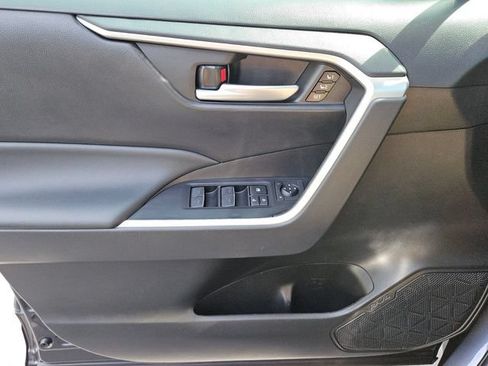 Used 2023 Toyota RAV4 XLE Premium FWD image 29