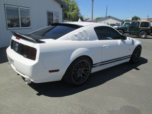 Used 2007 Ford Mustang GT Premium RWD image 8
