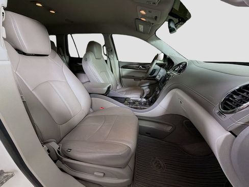 Used 2014 Buick Enclave Convenience FWD image 28
