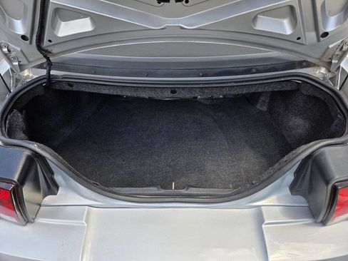 Used 2004 Ford Mustang GT RWD image 22