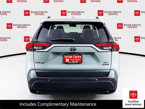 Certified 2022 Toyota RAV4 XLE AWD/4WD image 6
