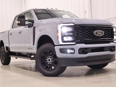 New 2026 Ford F350 Lariat w/ Black Appearance Package AWD/4WD image 43