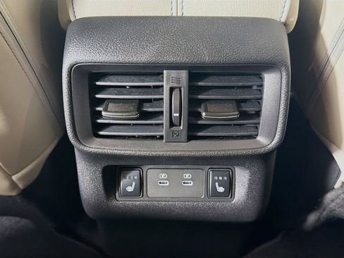 Used 2026 Nissan Murano Platinum w/ Technology Package AWD/4WD image 29