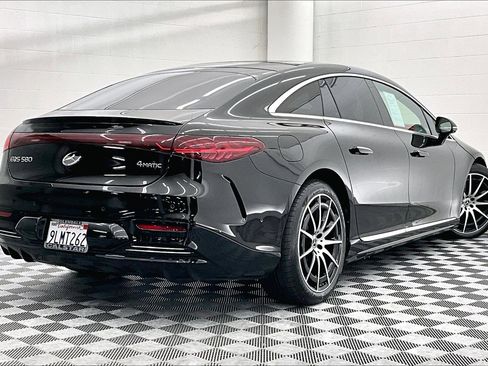 Certified 2023 Mercedes-Benz EQS 580 4MATIC Sedan image 10
