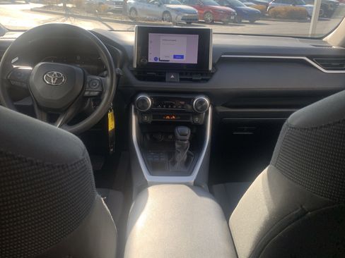 Certified 2023 Toyota RAV4 LE image 22
