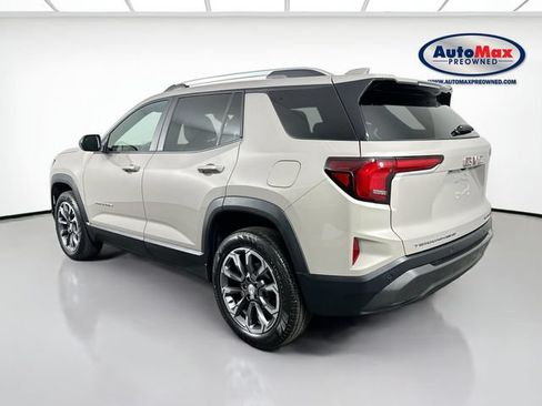 Used 2025 GMC Terrain Elevation w/ Elevation Premium Package AWD/4WD image 5