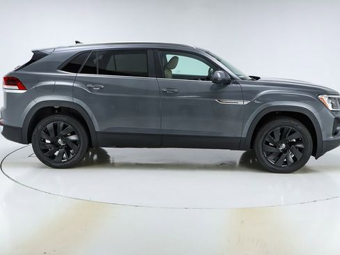 New 2026 Volkswagen Atlas Cross Sport SE image 49