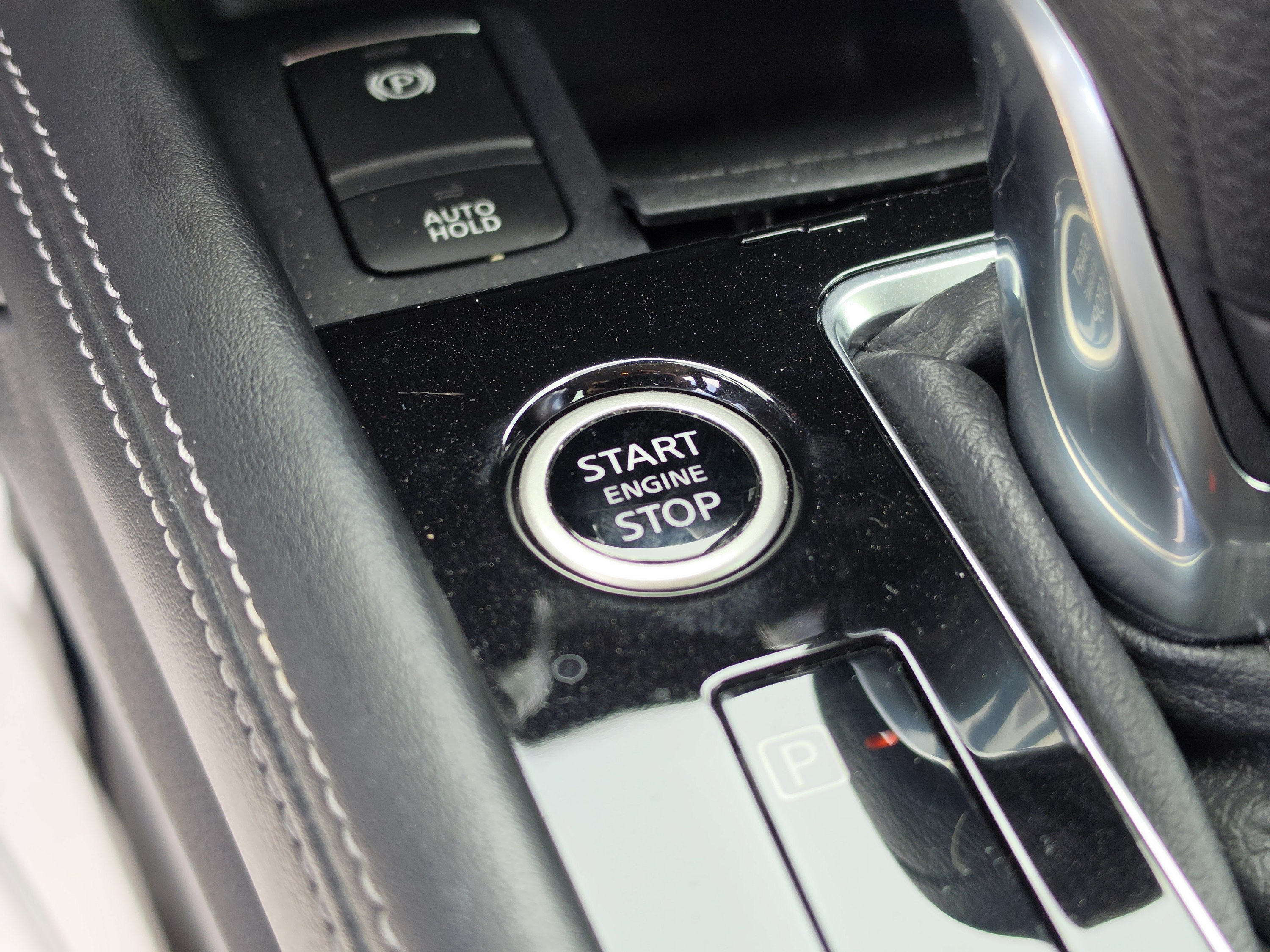Used 2023 Nissan Kicks SV FWD image 34